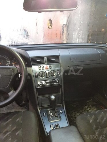 Mercedes C 240 1997, 271,000 km - 2.4 l - Zaqatala