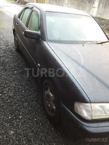 Mercedes C 240 1997, 271,000 km - 2.4 l - Zaqatala