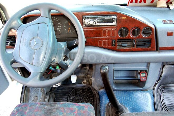 Mercedes Sprinter 208 1996, 320,000 km - 2.9 l - Ağstafa