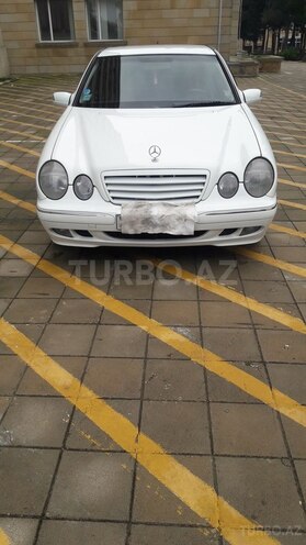 Mercedes E 220 2000, 247,520 km - 2.2 л - Bakı