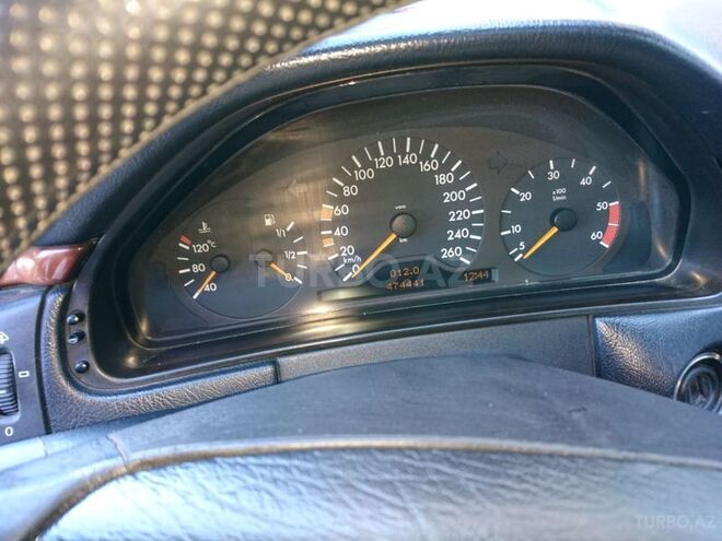 Mercedes E 300 1997, 474,441 km - 3.0 л - Bakı
