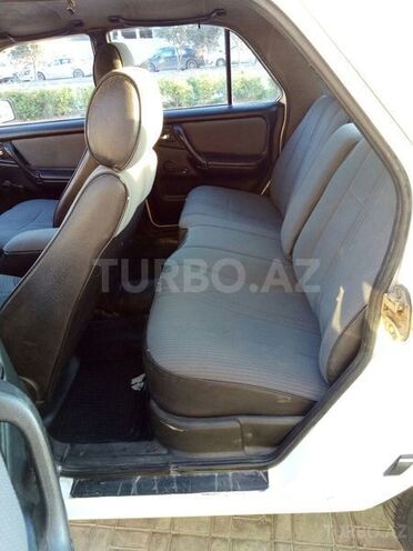 GAZ 3110 2002, 260,000 km - 2.3 l - Bakı
