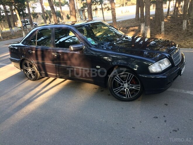 Mercedes C 180 1999, 304,000 km - 1.8 л - Sumqayıt