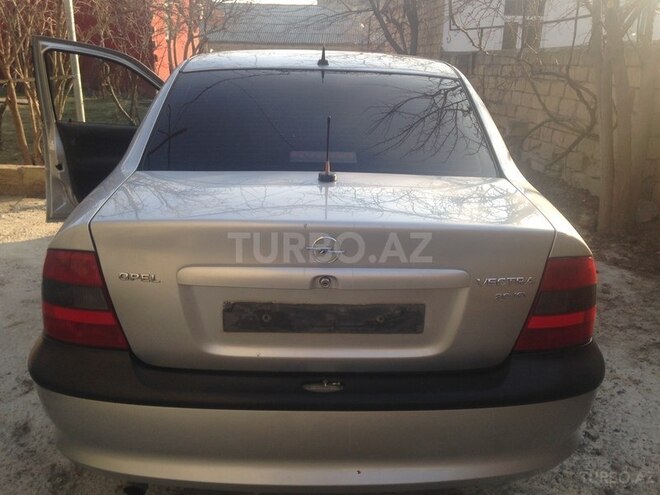 Opel Vectra 1998, 208,000 km - 2.0 l - Bakı