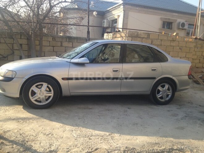 Opel Vectra 1998, 208,000 km - 2.0 l - Bakı