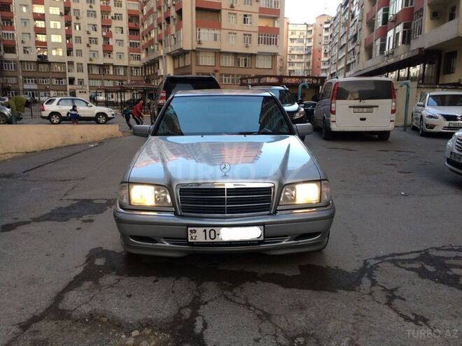 Mercedes C 200 1999, 170,000 km - 2.0 l - Bakı