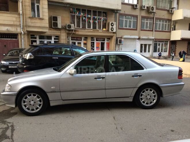 Mercedes C 200 1999, 170,000 km - 2.0 l - Bakı