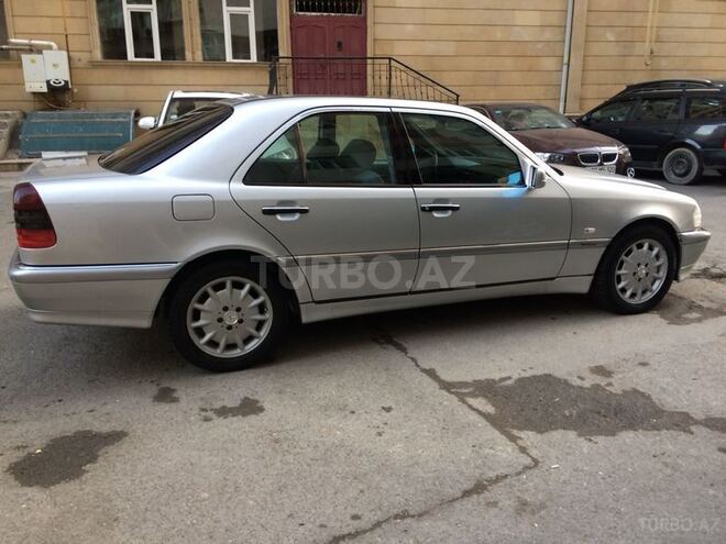 Mercedes C 200 1999, 170,000 km - 2.0 l - Bakı