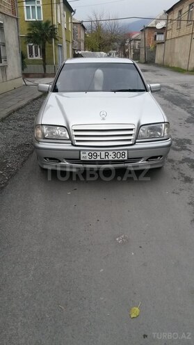 Mercedes C 240 1999, 235,680 km - 2.4 л - Zaqatala