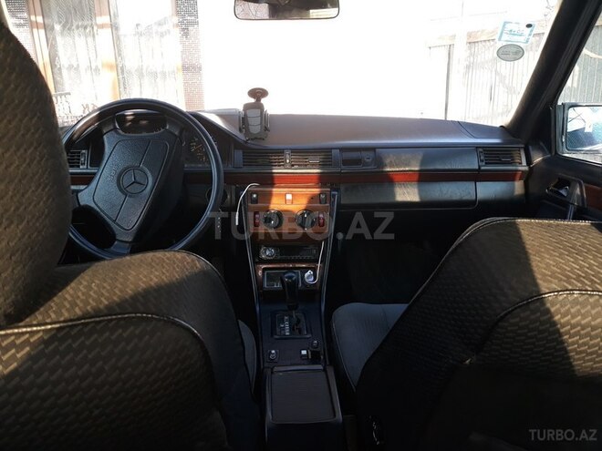 Mercedes E 220 1994, 469,970 km - 2.2 л - Bakı