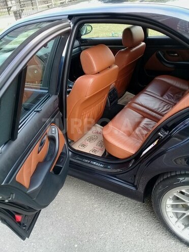 BMW 525 2003, 193,000 km - 2.5 l - Bakı
