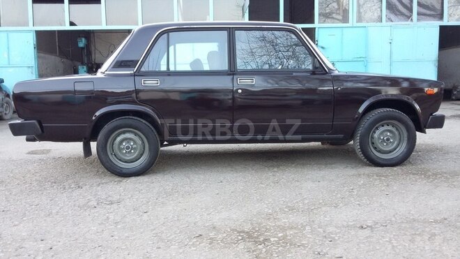 LADA (VAZ) 2105 1984, 325,000 km - 1.6 л - Göyçay