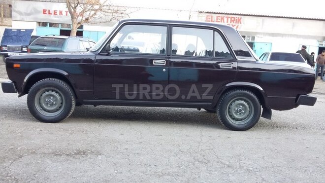 LADA (VAZ) 2105 1984, 325,000 km - 1.6 л - Göyçay
