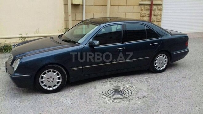 Mercedes E 240 1999, 222,700 km - 2.4 l - Bakı