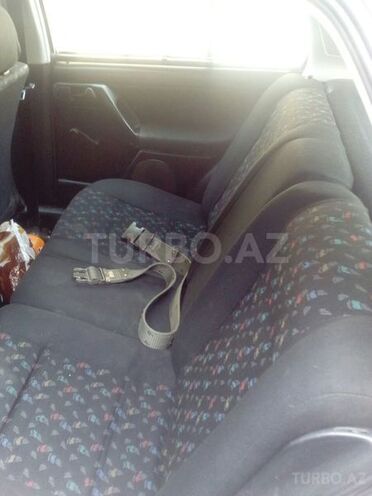 Volkswagen Golf 1994, 270,000 km - 2.0 l - Bakı