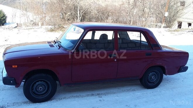 LADA (VAZ) 2107 2005, 190,000 km - 1.6 l - Quba