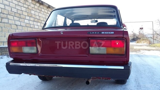 LADA (VAZ) 2107 2005, 190,000 km - 1.6 l - Quba