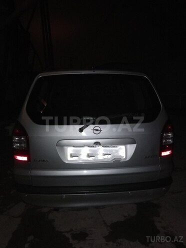 Opel Zafira 2004, 260,000 km - 2.0 l - Bakı