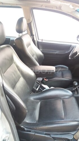 Opel Zafira 2004, 260,000 km - 2.0 l - Bakı