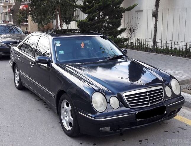 Mercedes E 280 2000, 266,000 km - 2.8 l - Bakı