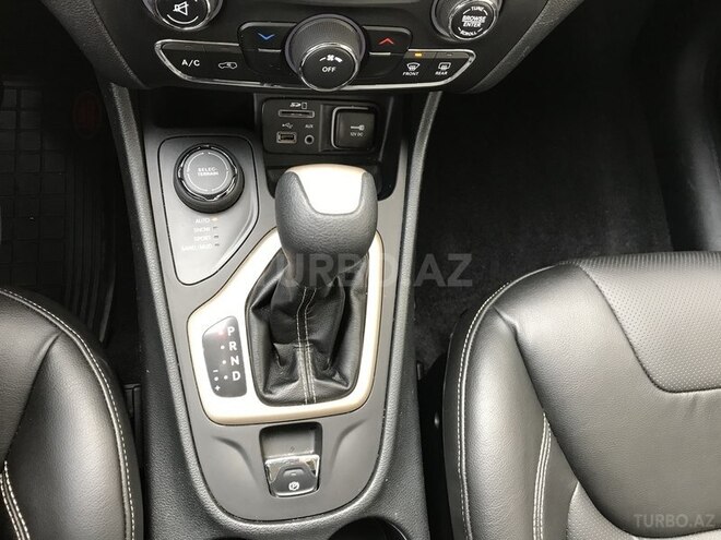 Jeep Cherokee 2016, 35,000 km - 2.4 l - Bakı