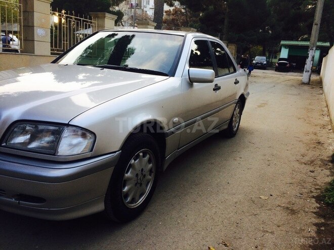 Mercedes C 250 1997, 3,980,000 km - 0.3 l - Bakı