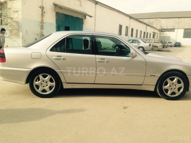 Mercedes C 240 1999, 206,000 km - 2.4 l - Bakı