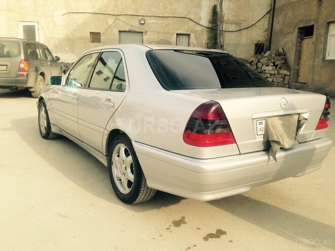 Mercedes C 240 1999, 206,000 km - 2.4 l - Bakı