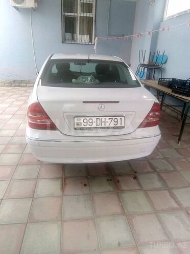 Mercedes C 180 2000, 192,000 km - 2.0 l - Bakı
