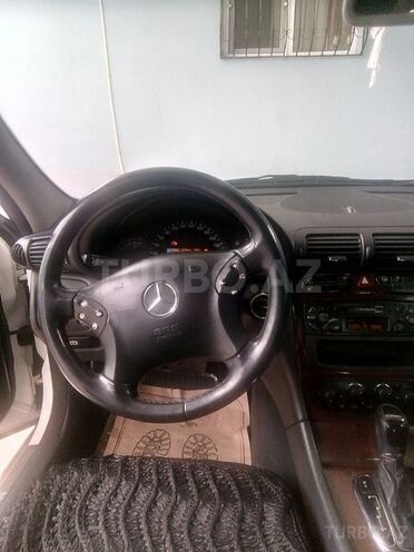 Mercedes C 180 2000, 192,000 km - 2.0 l - Bakı