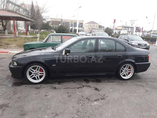 BMW 525 2002, 275,000 km - 2.5 l - Bakı