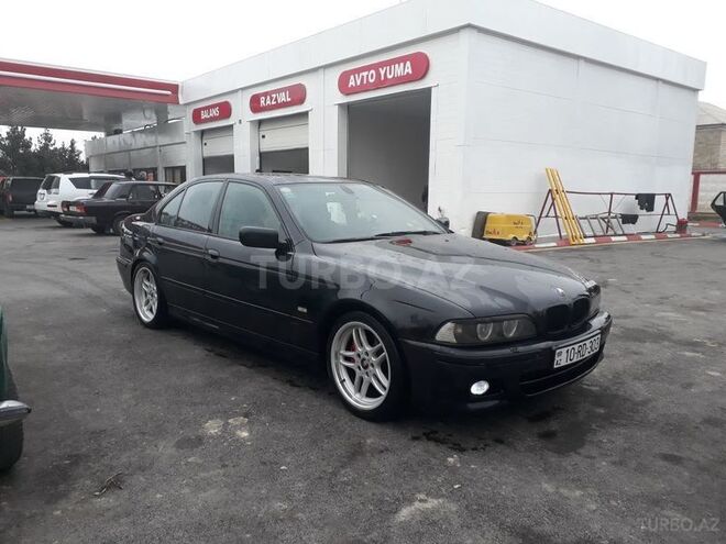 BMW 525 2002, 275,000 km - 2.5 l - Bakı