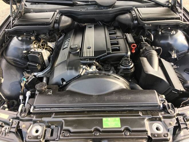 BMW 525 2002, 202,000 km - 2.5 л - Gəncə
