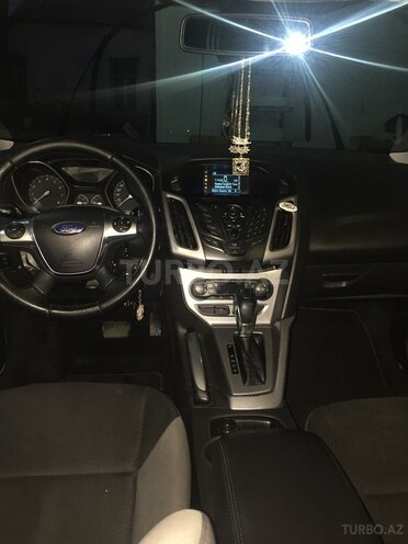 Ford Focus 2013, 834,000 km - 1.6 л - Gəncə