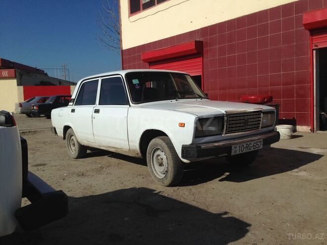 LADA (VAZ) 2107 2006, 300,000 km - 1.6 l - Neftçala