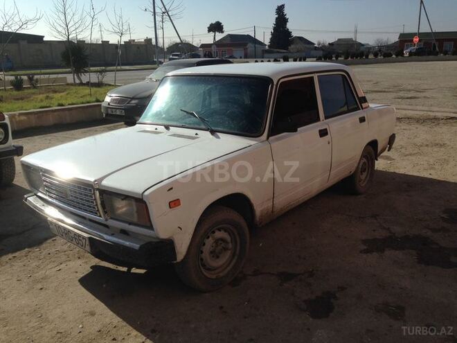 LADA (VAZ) 2107 2006, 300,000 km - 1.6 l - Neftçala