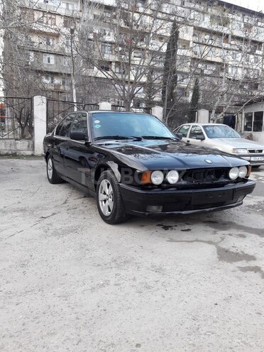 BMW 520 1995, 320,000 km - 2.0 l - Bakı