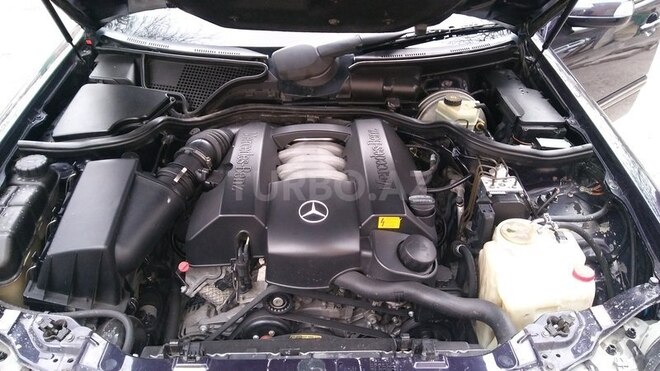 Mercedes E 240 2000, 183,000 km - 2.4 l - Bakı