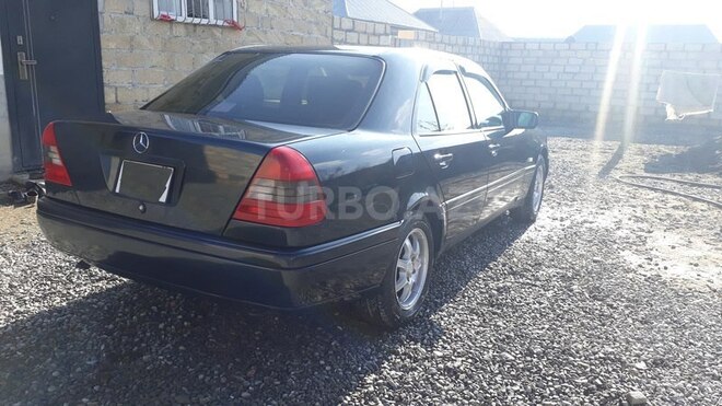 Mercedes C 200 1996, 250,000 km - 2.0 l - Ucar