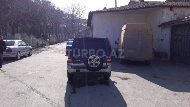Mitsubishi Pajero io 2000, 170,000 km - 2.0 l - Bakı