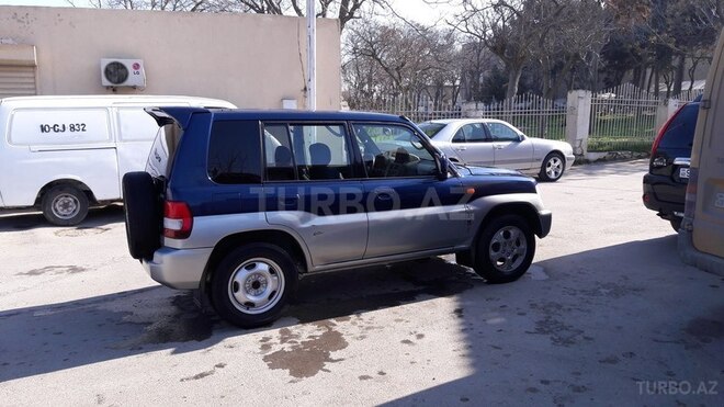 Mitsubishi Pajero io 2000, 170,000 km - 2.0 l - Bakı