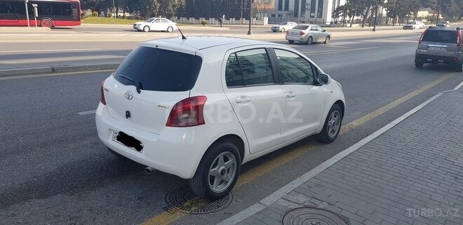 Toyota Yaris 2007, 93,840 km - 1.3 l - Bakı