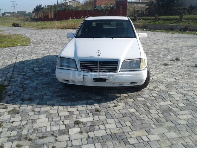 Mercedes C 220 1995, 320,000 km - 2.2 l - Bakı