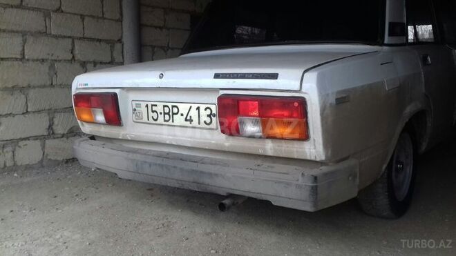 LADA (VAZ) 2105 1988, 150,000 km - 1.5 l - Salyan