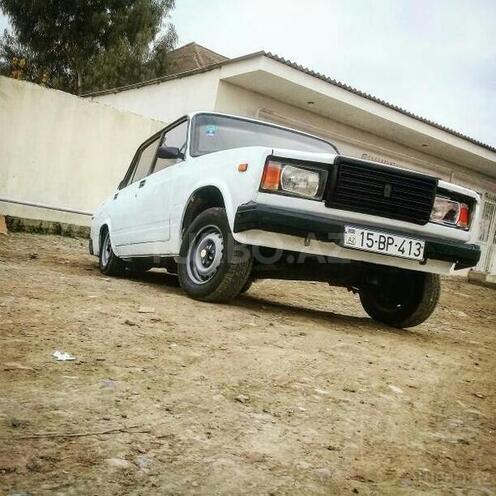 LADA (VAZ) 2105 1988, 150,000 km - 1.5 l - Salyan