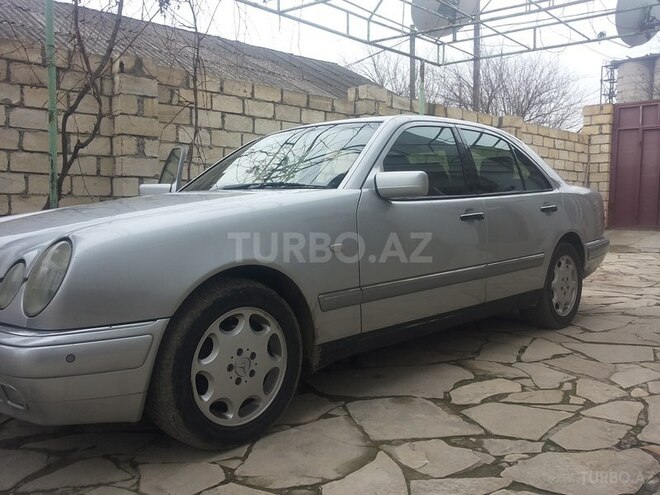 Mercedes E 230 1997, 340,000 km - 2.3 l - Ağstafa
