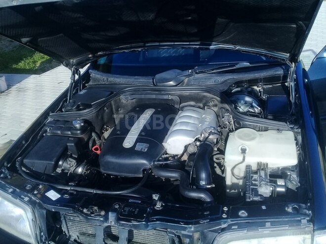 Mercedes C 220 2000, 276,000 km - 2.2 l - Sumqayıt