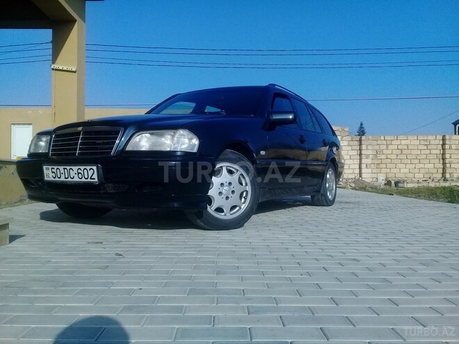 Mercedes C 220 2000, 276,000 km - 2.2 l - Sumqayıt