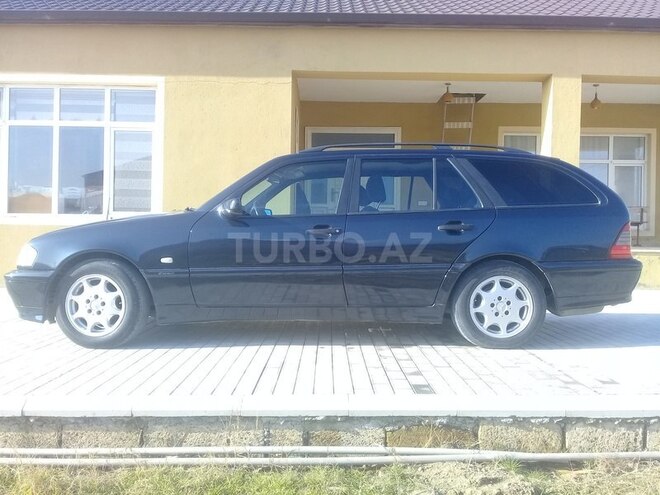 Mercedes C 220 2000, 276,000 km - 2.2 l - Sumqayıt
