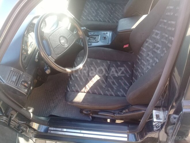 Mercedes C 220 2000, 276,000 km - 2.2 l - Sumqayıt